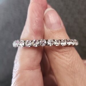 Sparkling Silver Rhinestone Stretch Bracelet